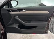 Volkswagen Passat Sedan / Limuzína 2,0 l 140 kw