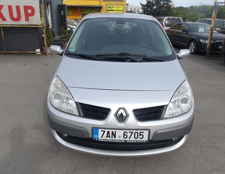 Renault Scénic Kombi 1,5 l 76 kw