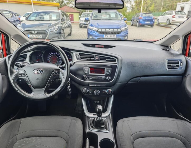 KIA Ceed Hatchback 1,6 l 100 kw