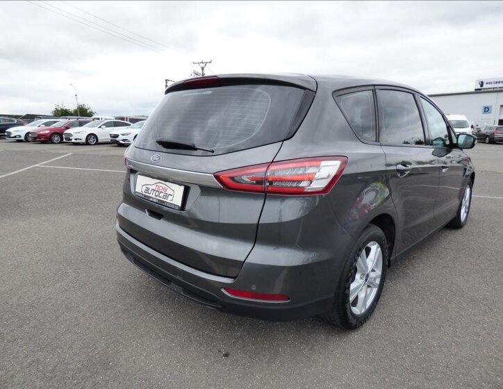 Ford S-MAX MPV 2,0 l 110 kw