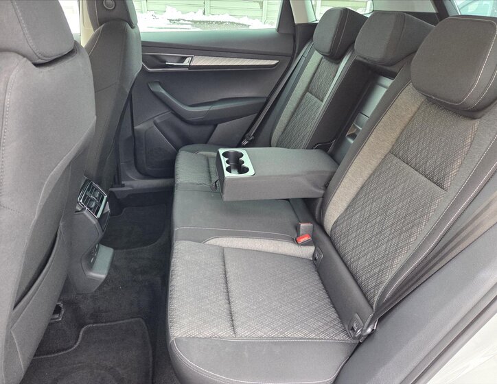 Škoda Karoq SUV 1,5 l 110 kw