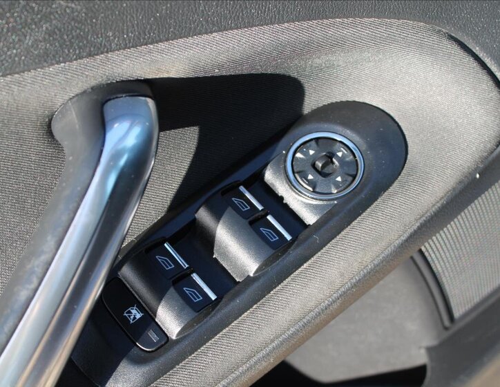 Ford Mondeo Liftback 2,0 l 85 kw