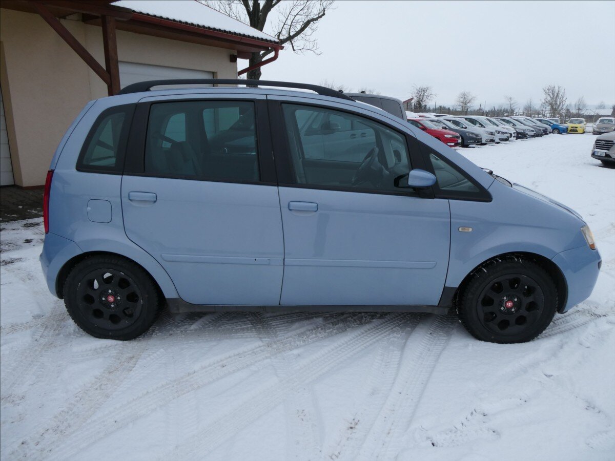 Fiat Idea Hatchback 1,4 l 70 kw
