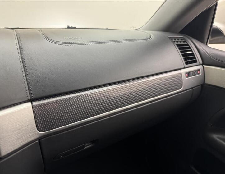 Volkswagen Touareg 25