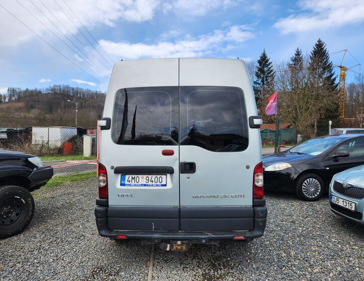 Opel Movano 8