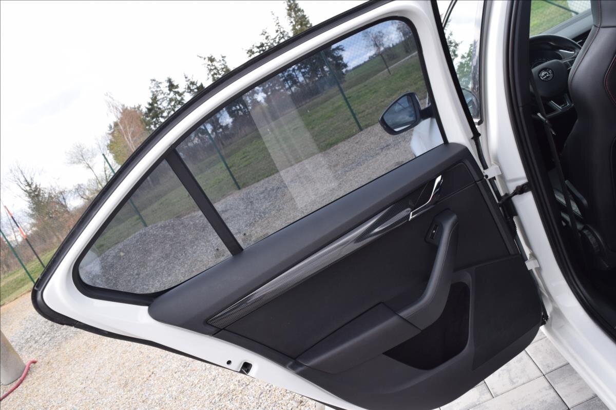 Škoda Octavia Sedan / Limuzína 2,0 l 135 kw