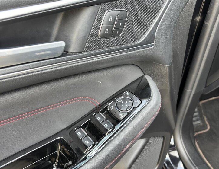 Ford S-MAX MPV 2,0 l 140 kw