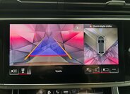 Audi Q8 SUV / Terénní 3,0 l 210 kw