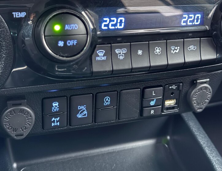 Toyota Hilux Pick-up 2,4 l 110 kw