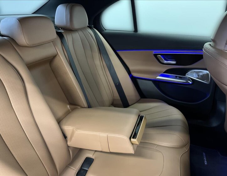 Mercedes-Benz Třídy E Sedan 2,0 l 185 kw