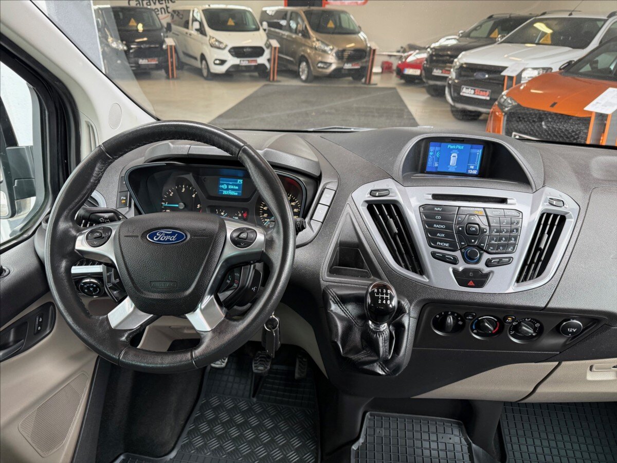Ford Tourneo Custom MPV 2,2 l 92 kw