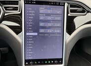 Tesla Model S 13