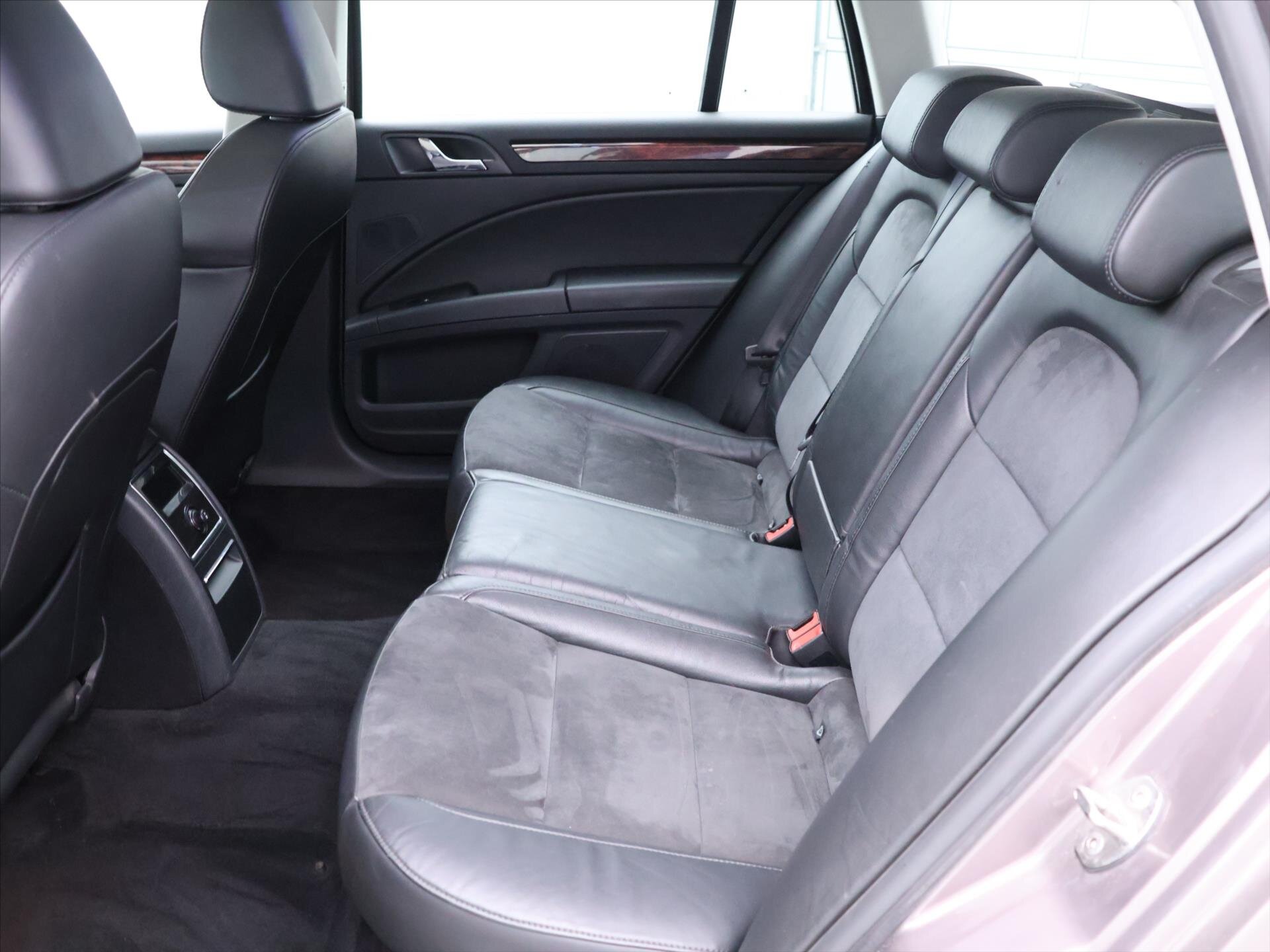 Škoda Superb Kombi 2,0 l 125 kw