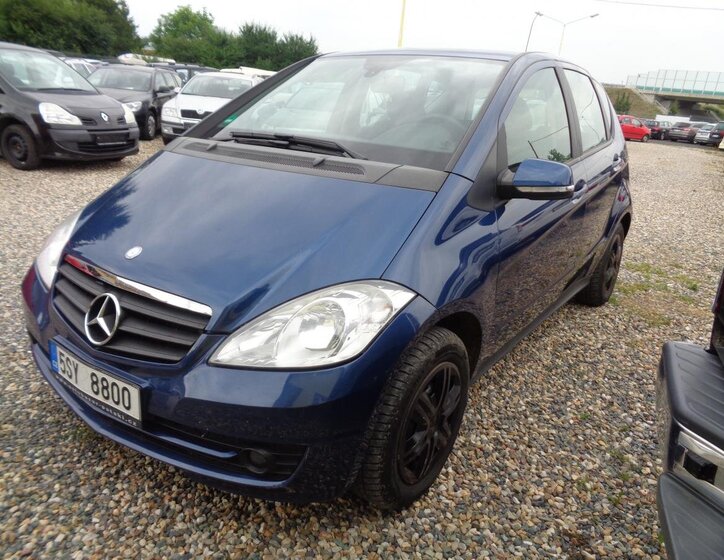 Mercedes-Benz Třídy A Hatchback 2,0 l 80 kw