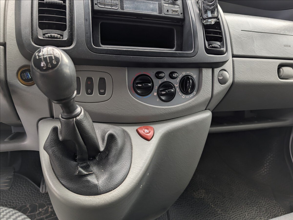 Opel Vivaro Skříň 2,0 l 84 kw