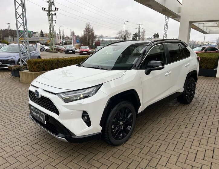 Toyota RAV4 SUV 2,5 l 131 kw
