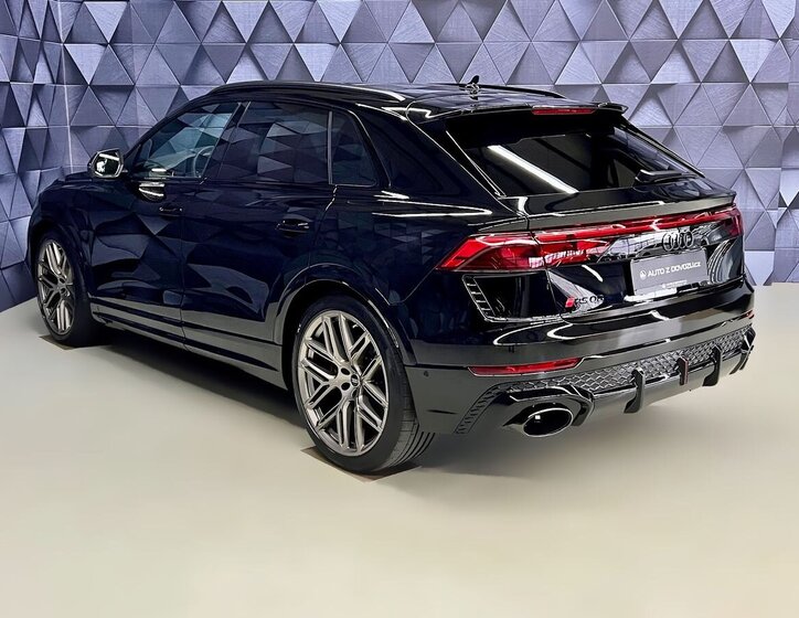 Audi RS Q8 SUV / Terénní 4,0 l 471 kw