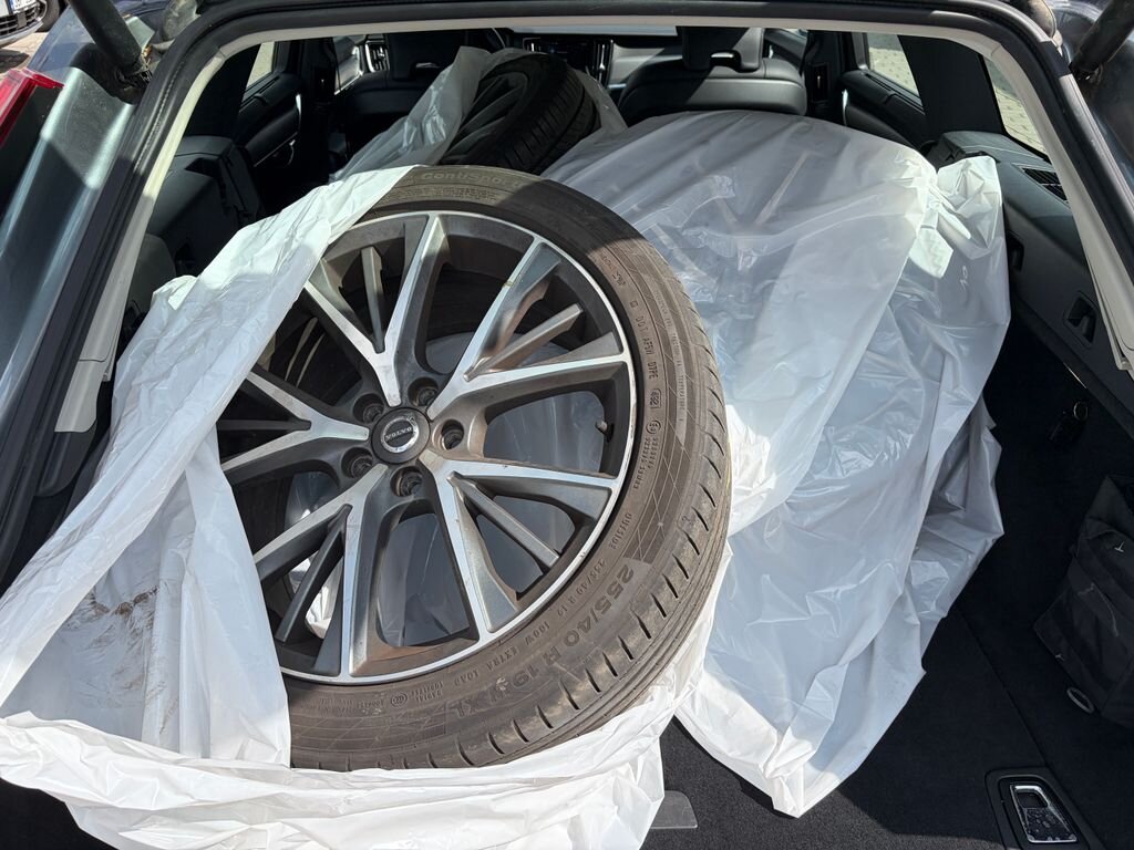 Volvo V90 Kombi 2,0 l 140 kw