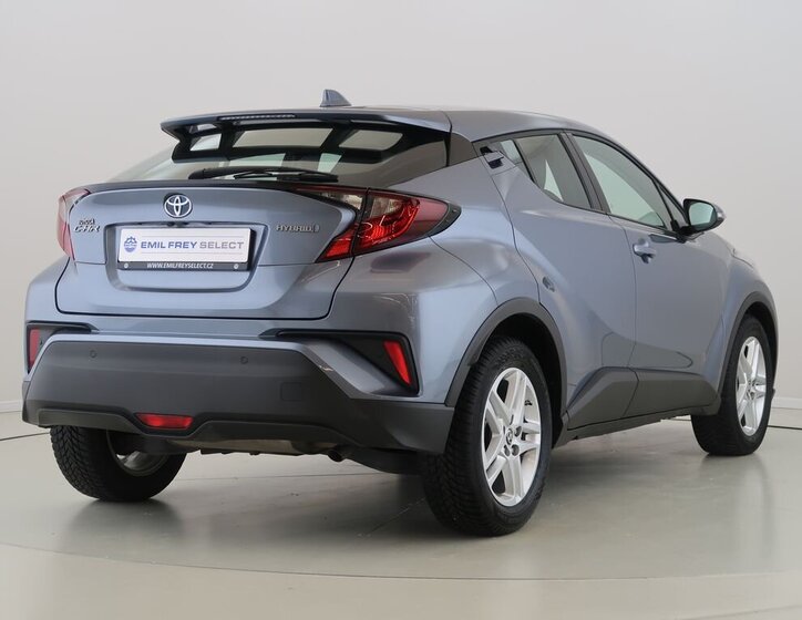 Toyota C-HR SUV 1,8 l 72 kw