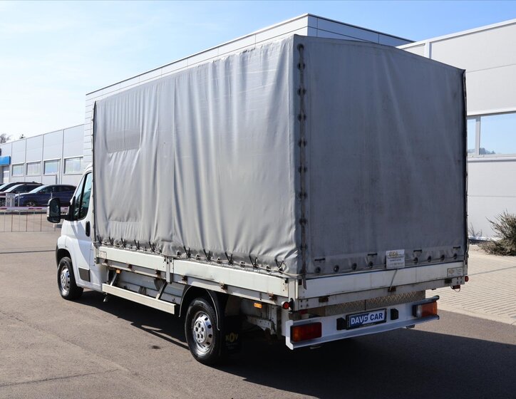 Peugeot Boxer Valník 2,2 l 88 kw