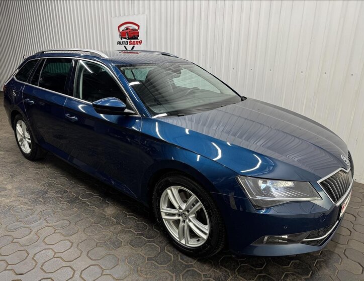 Škoda Superb 12