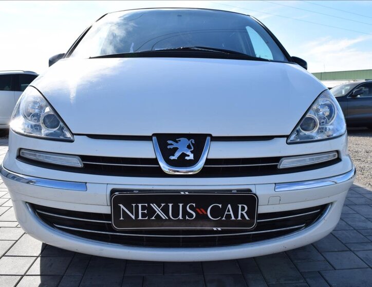 Peugeot 807 MPV 2,0 l 100 kw