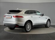 Jaguar F-Pace SUV / Terénní 2,0 l 132 kw