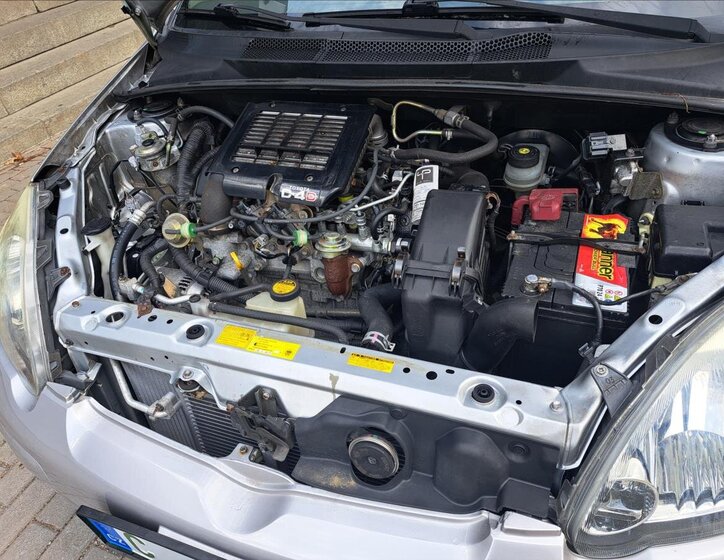 Toyota Yaris Hatchback 1,4 l 55 kw