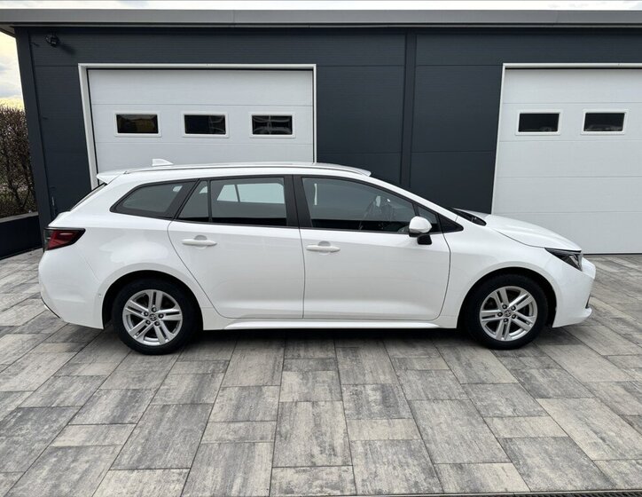 Toyota Corolla Kombi 1,2 l 85 kw