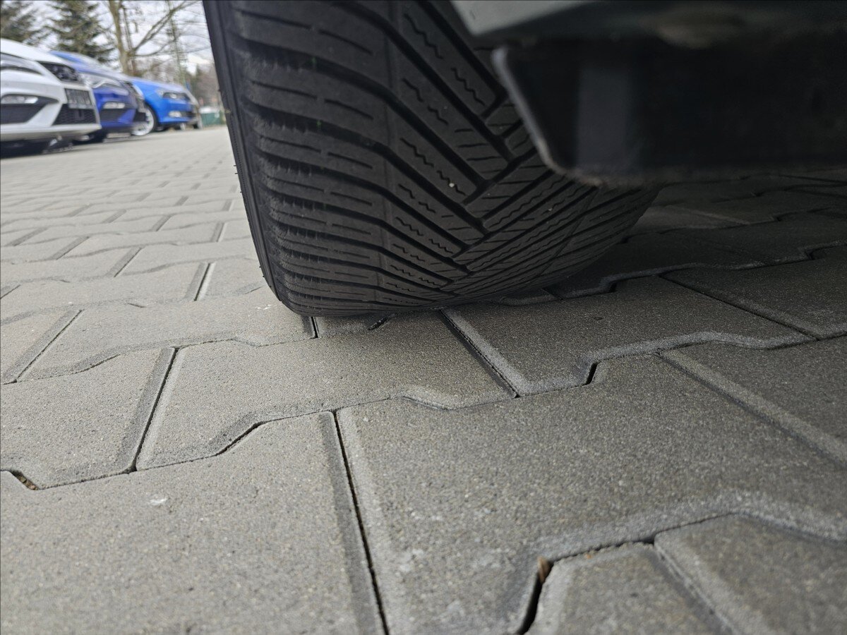 Škoda Superb Kombi 2,0 l 140 kw