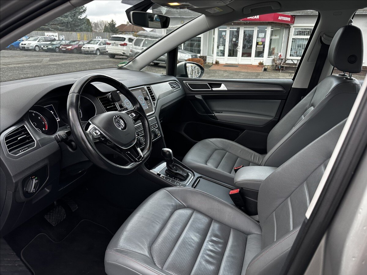 Volkswagen Golf Sportsvan Hatchback 1,5 l 110 kw