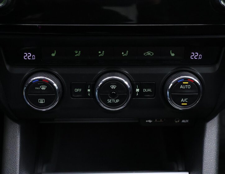 Škoda Octavia Sedan / Limuzína 2,0 l 110 kw