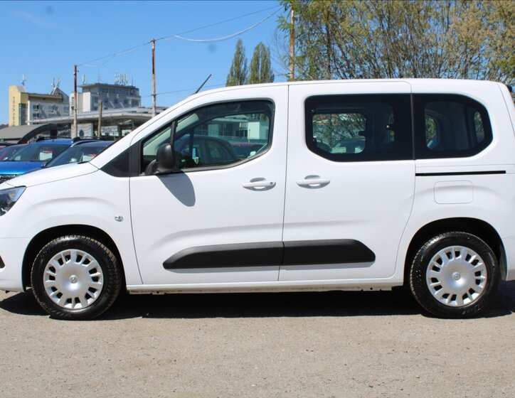 Opel Combo MPV 1,2 l 96 kw