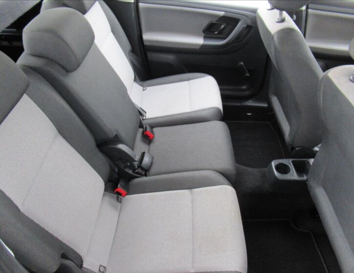 Škoda Roomster Hatchback 1,2 l 51 kw