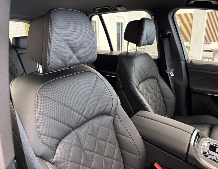 BMW X5 Kombi 3,0 l 210 kw