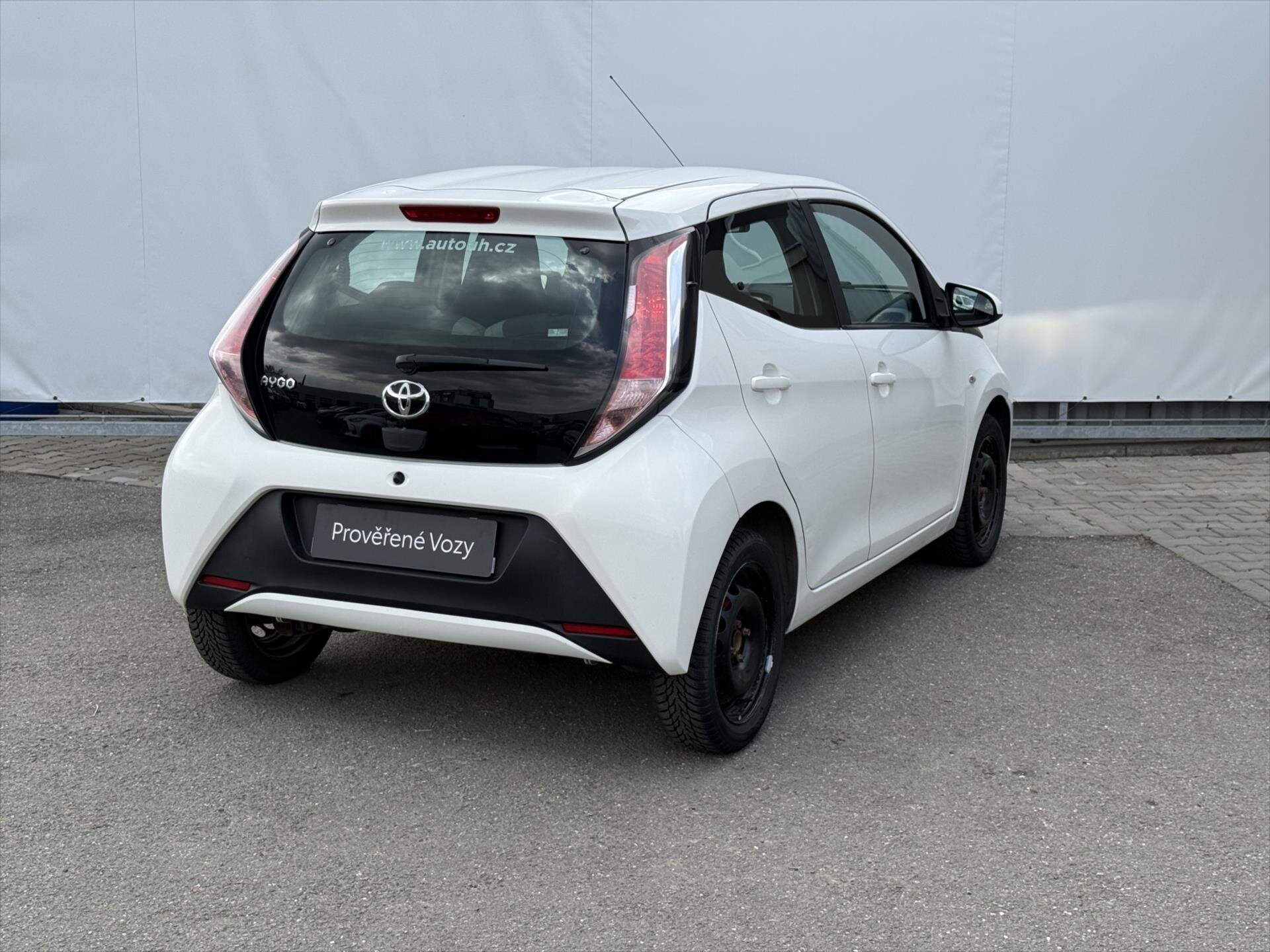 Toyota Aygo Hatchback 998,0 51 kw