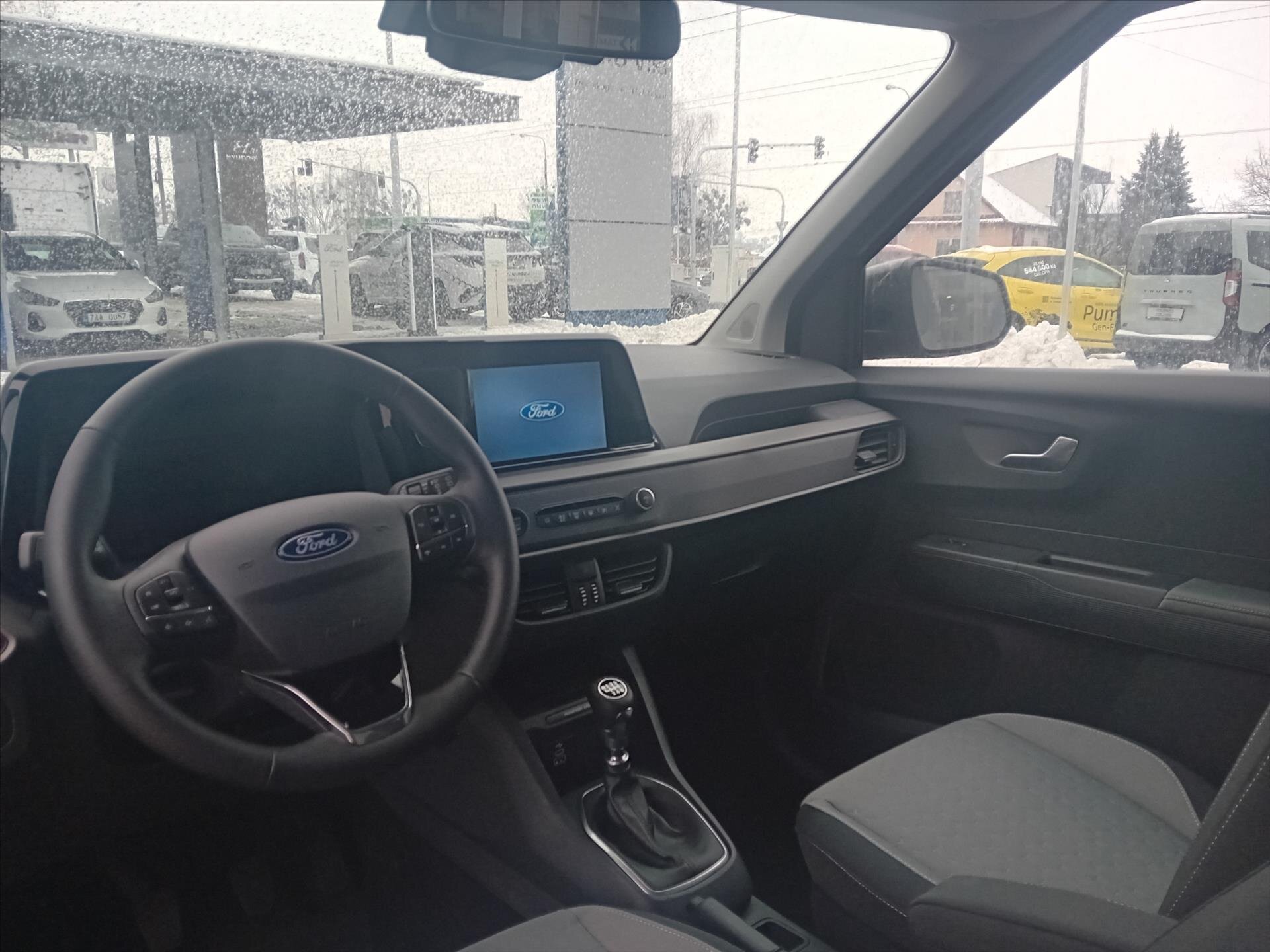 Ford Tourneo Courier MPV 999,0 92 kw