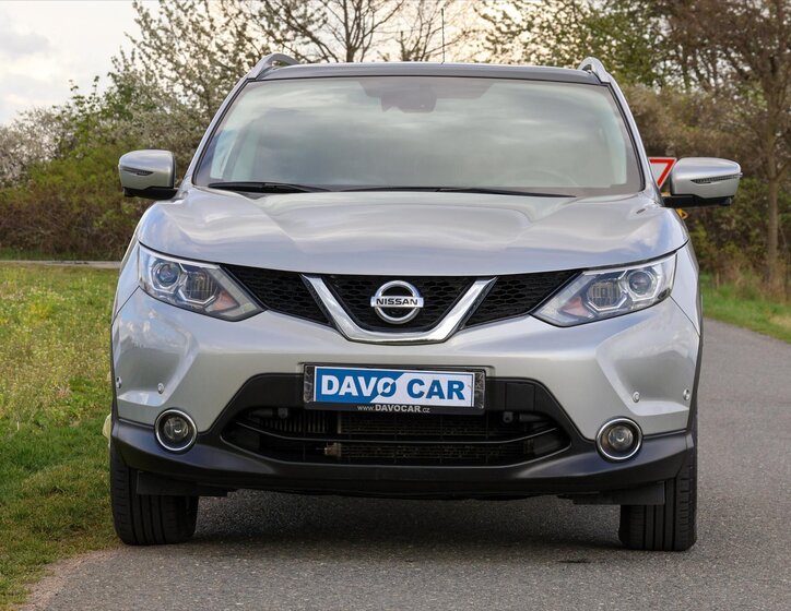 Nissan Qashqai SUV / Terénní 1,2 l 85 kw