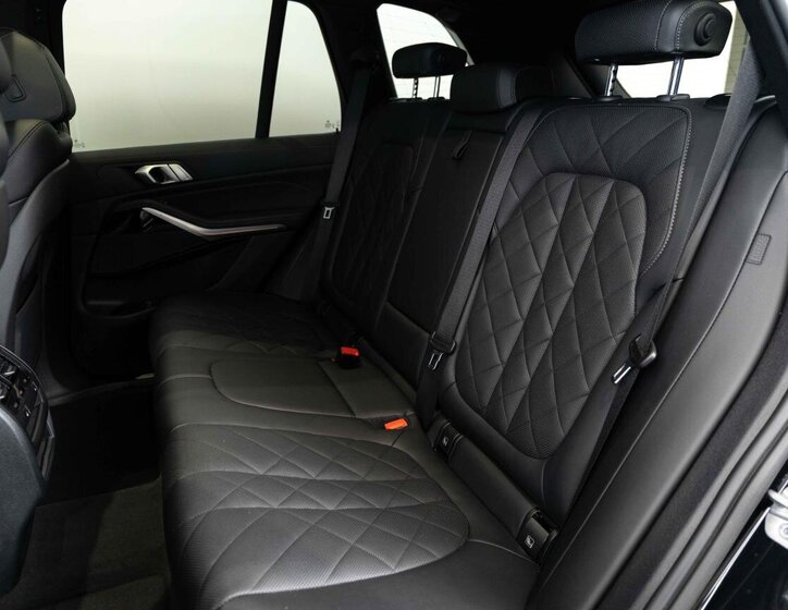 BMW X5 SUV / Terénní 3,0 l 250 kw