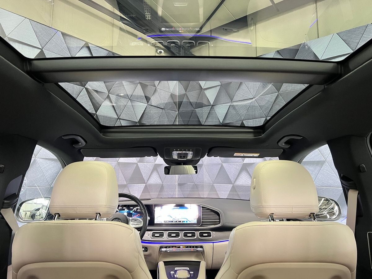 Mercedes-Benz GLS SUV / Terénní 4,0 l 360 kw