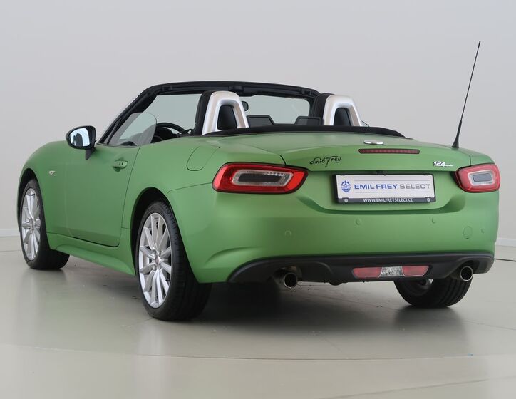 Fiat 124 Spider 15