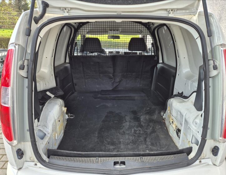 Škoda Praktik Skříň 1,6 l 66 kw