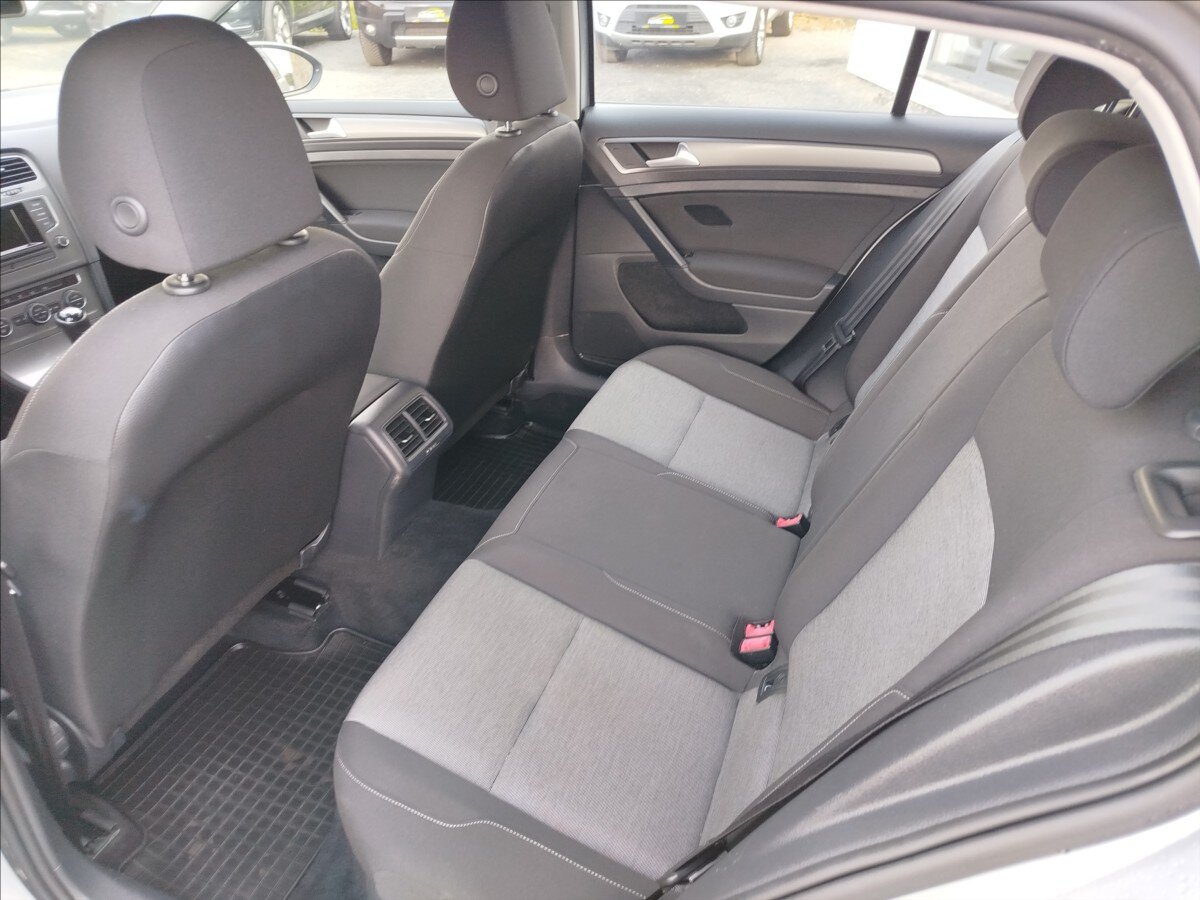 Volkswagen Golf Hatchback 1,4 l 90 kw