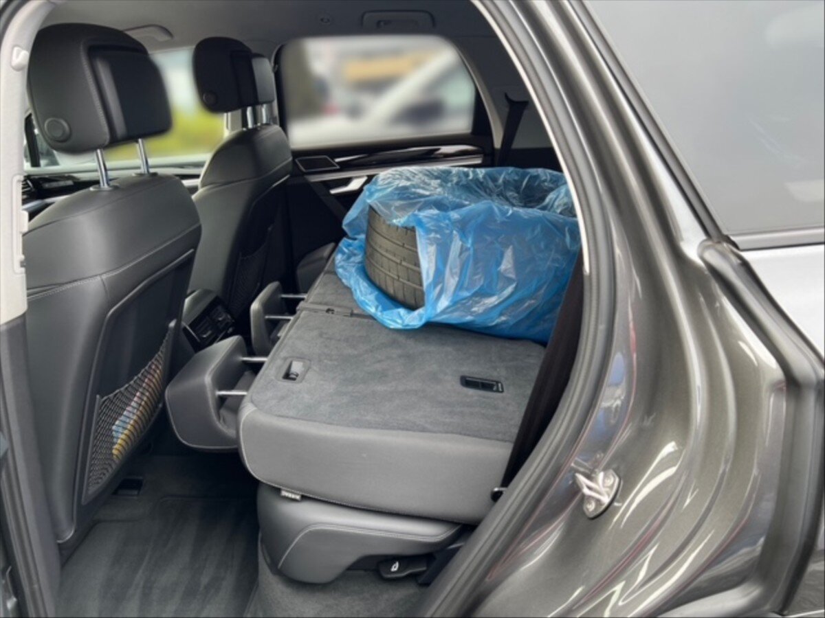 Volkswagen Touareg SUV 3,0 l 210 kw