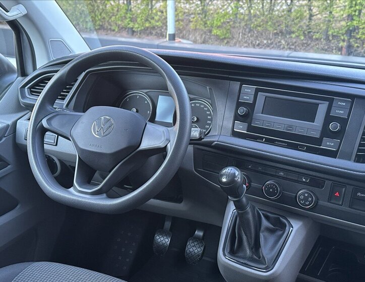 Volkswagen Transporter Skříň 2,0 l 110 kw