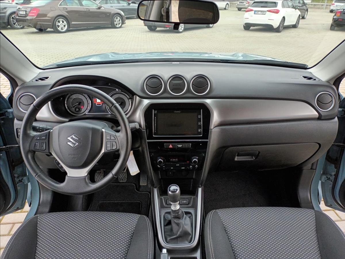 Suzuki Vitara SUV 1,4 l 103 kw
