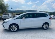 Opel Zafira 4