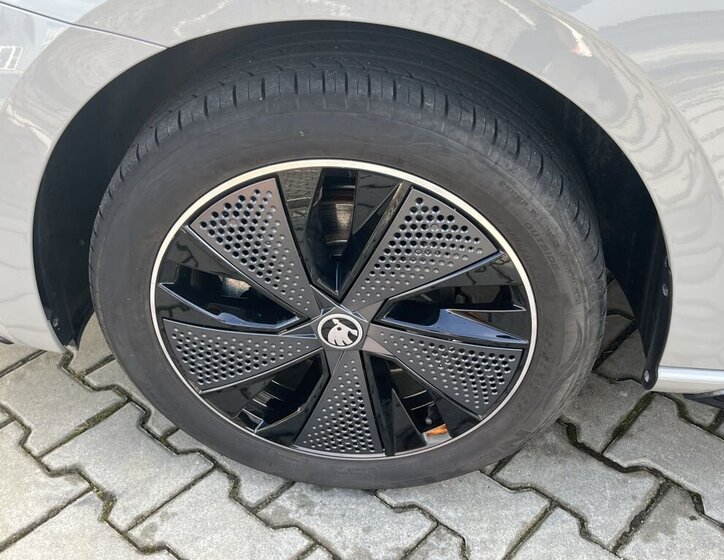 Škoda Scala Hatchback 999,0 85 kw