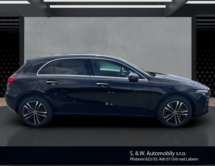 Mercedes-Benz Třídy A Hatchback 1,3 l 120 kw