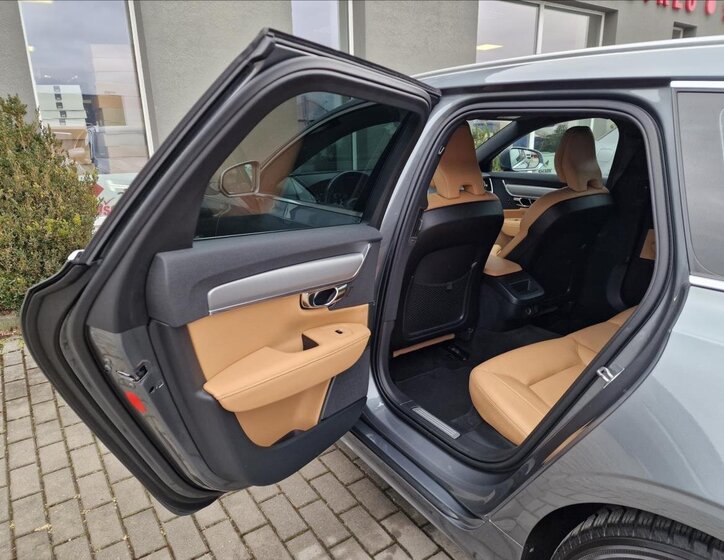 Volvo V90 Kombi 2,0 l 173 kw